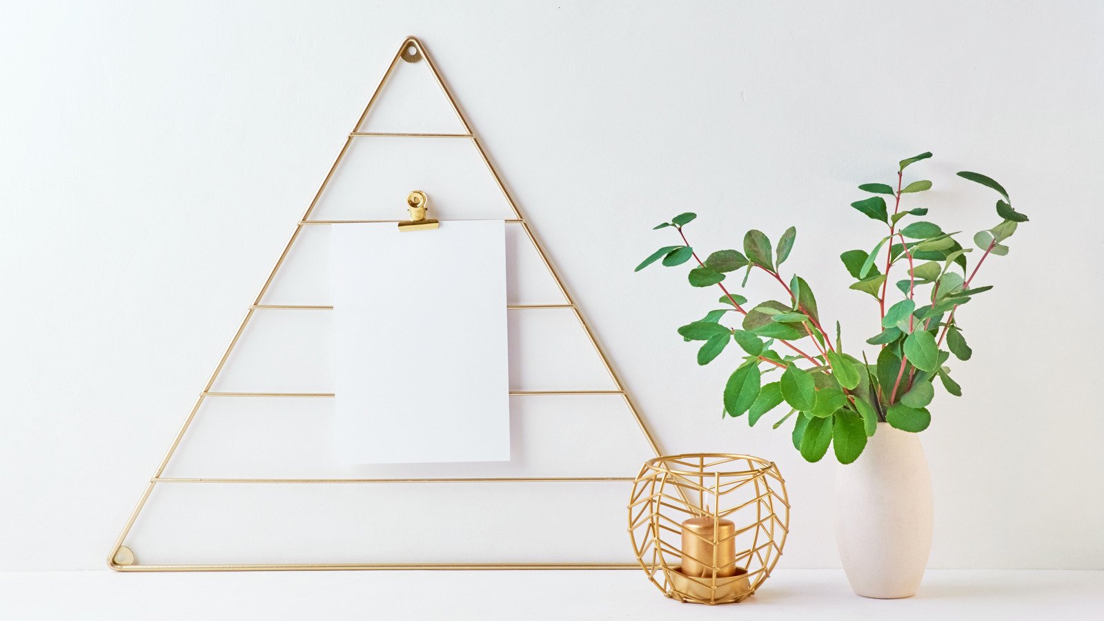 15 Items You Can Use To Organize Your Desk