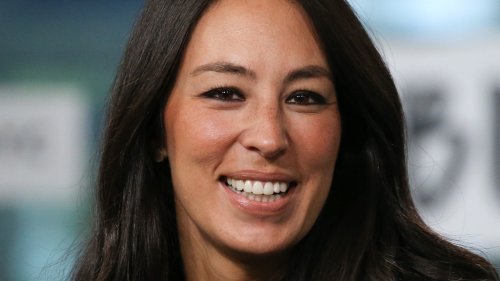 HGTV Fans Can't Stand One Detail In Joanna Gaines Bedroom Makeover