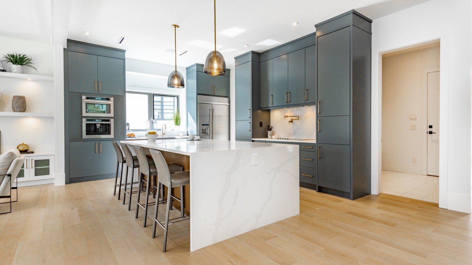 The Best Type Of Paint For Your Kitchen Cabinets, According To An Expert