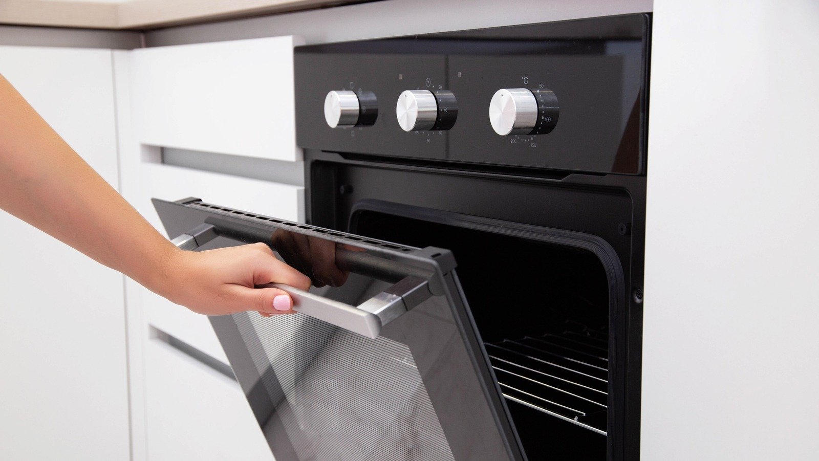 5 Unexpected Ways To Use Oven Cleaners Around The House