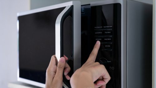 Mistakes Everyone Makes With Their Microwaves