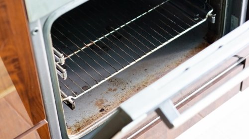 The Easiest Ways To Clean Your Oven Racks