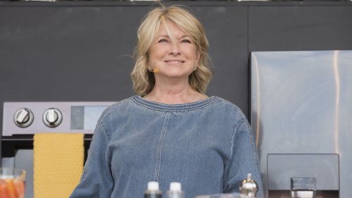 Smart Ways Martha Stewart Uses Glass Jars And Canisters To Keep Her Home Tidy