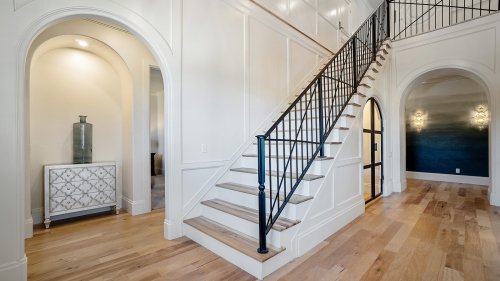 40 Ways To Make Your Staircase A Stylish Focal Point In Your Home