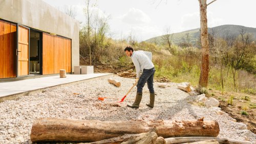 12 Gravel Garden Ideas For A More Sustainable Yard