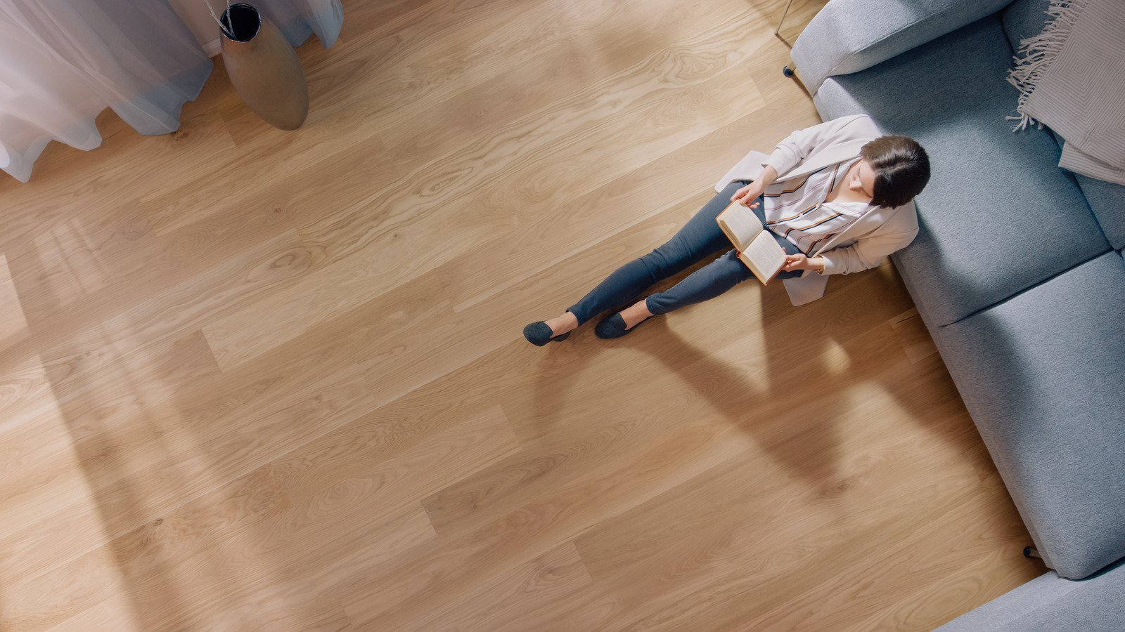 The Biggest Differences Between Solid And Engineered Hardwood - House Digest