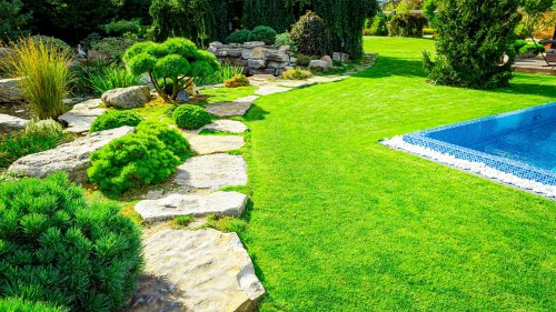 Create Zen Ambience In Your Yard With These Simple Elements