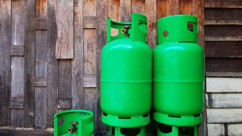 The Dangers Of Storing An Extra Propane Tank In Your Shed (& What To Do Instead)