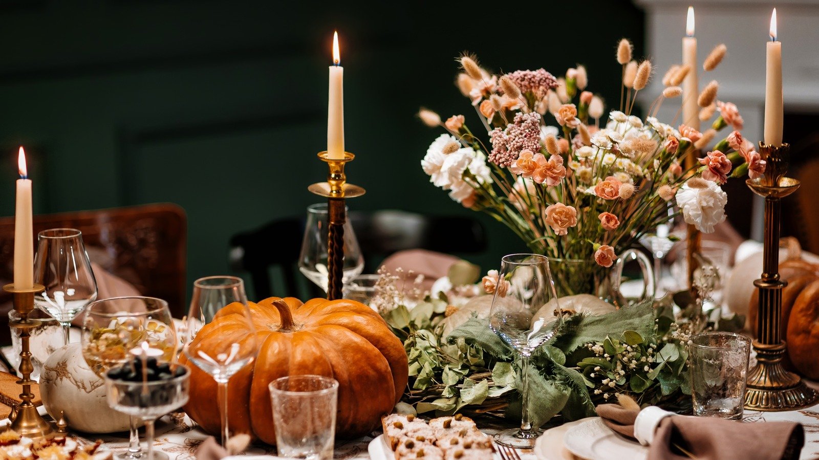 5 Décor Items You Can Get At The Thrift Store To Elevate Your Thanksgiving Table