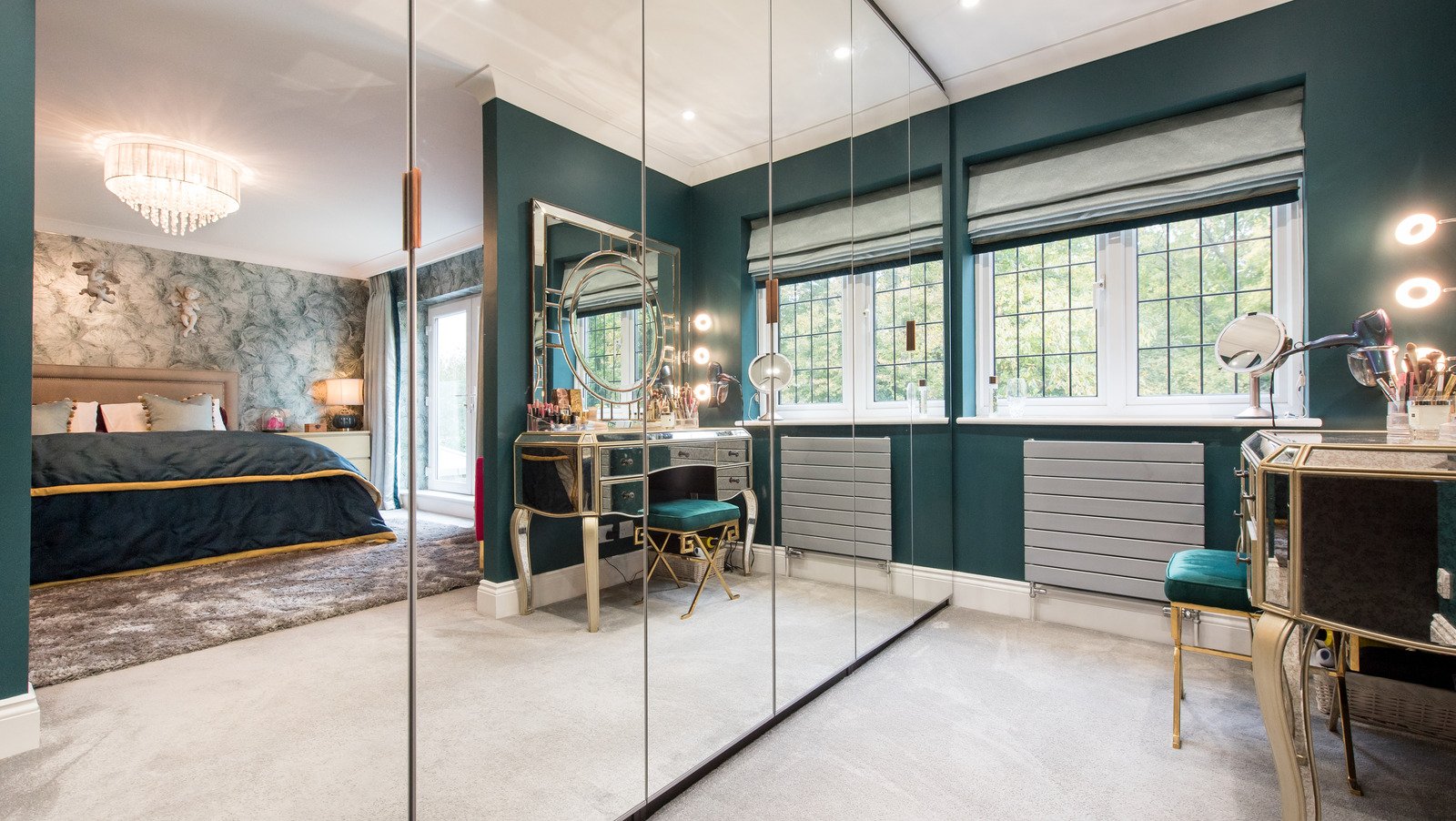 Stunning DIY Hacks To Give Mirror Closet Doors A Modern Upgrade