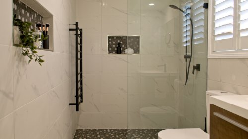 Beat Bathroom Clutter With The Shower Design Trend Pinterest Is Loving