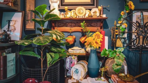 Signs You Have Too Much Decor In Your Home