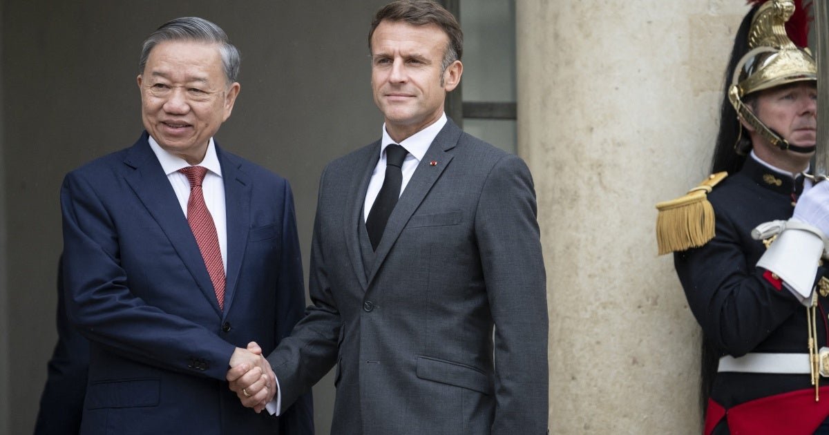 Vietnam: Macron Should Raise Rights during Visit