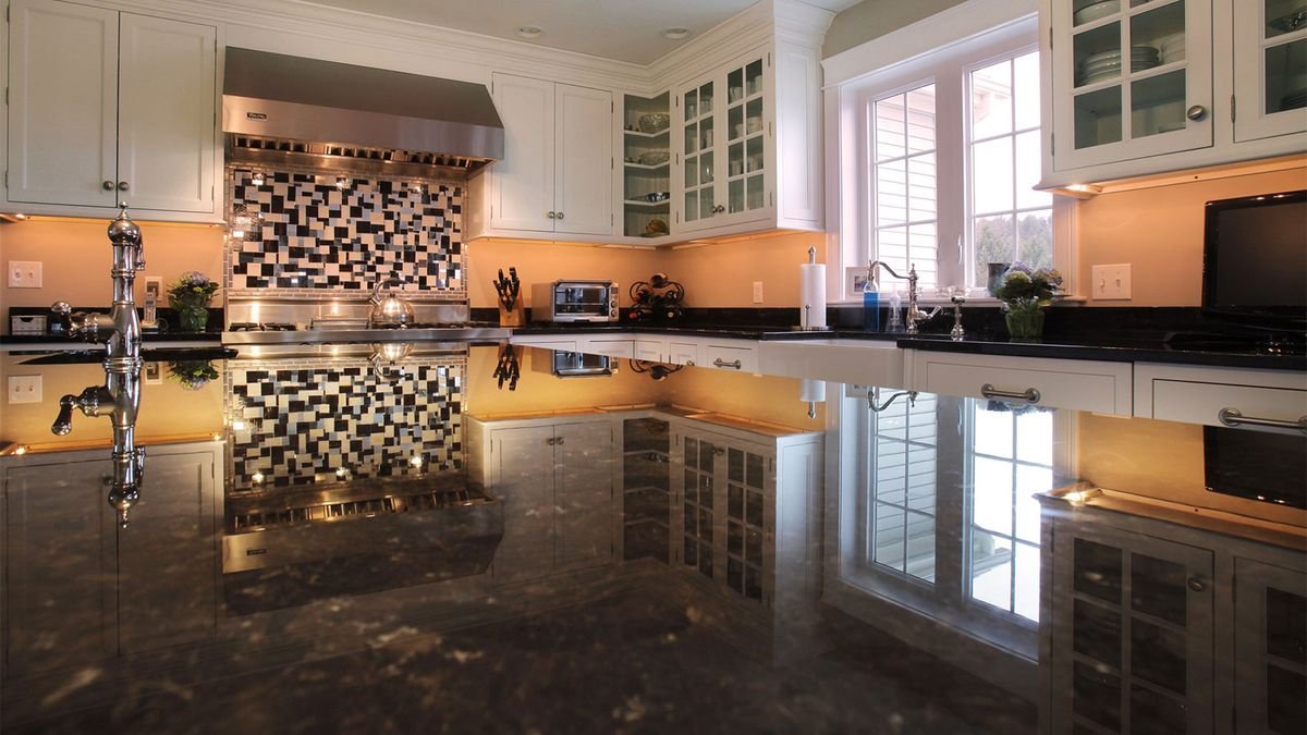 How to Remove Water Stains From Granite