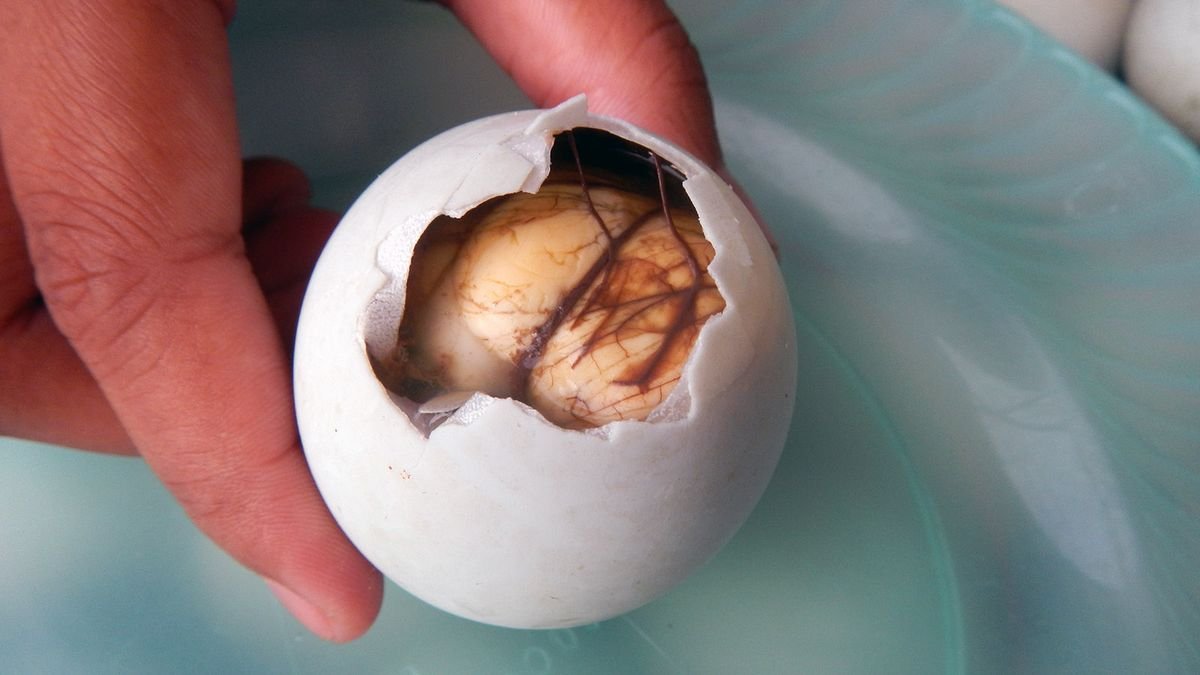 Balut Is the Asian Street Food You Gotta Eat to Believe