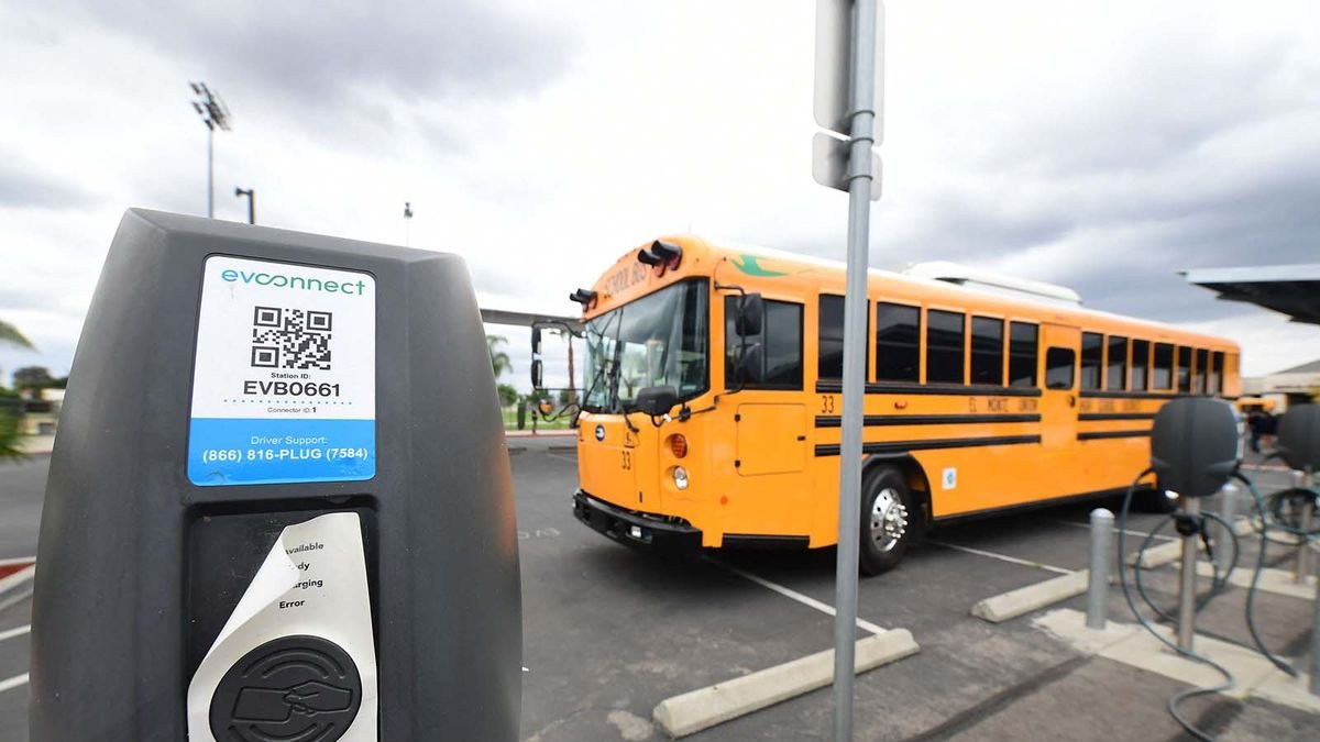 Why You Want Your Kid's School Bus to Be Electric