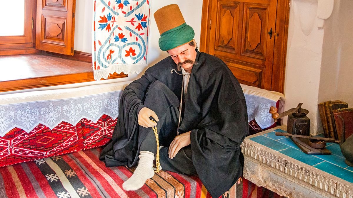 What Rumi, the World's Most Popular Poet, Wants to Teach Us, 800 Years Later