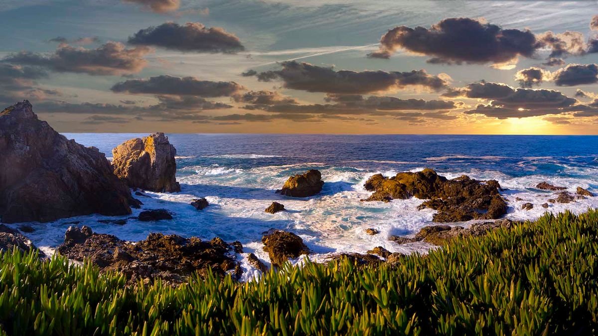 8 Pretty Awesome Facts About the Pacific Ocean