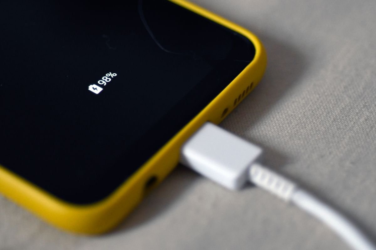 What Does Airplane Mode Do? And Can It Save Battery Life?
