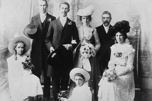 10 Ridiculous Victorian Etiquette Rules