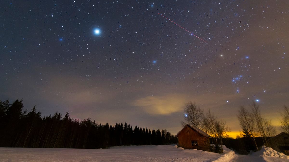 The Orionid Meteor Shower Is Back — Here's What You Need to Know