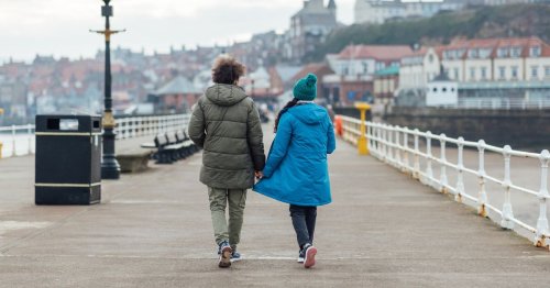 Doing This 1 Simple — But Unexpected — Thing While Taking A Walk Could Improve Your Health