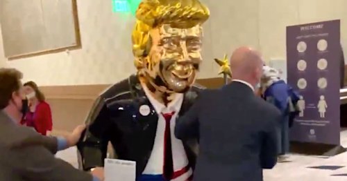 Golden Donald Trump Statue At CPAC Has Twitter Warning Idol Worshippers