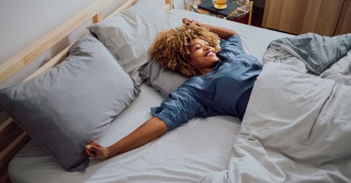 The 5-Minute Habits That Help Sleep Experts Fall Asleep Faster