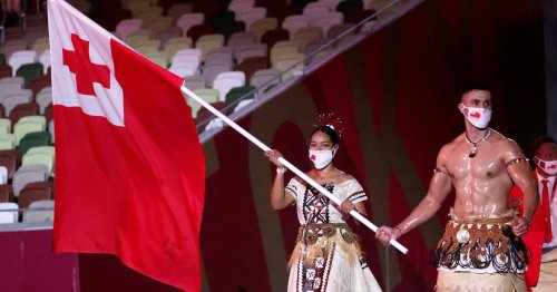 Tonga's Shirtless Flag Bearer Rocks Tokyo Olympics Opening Ceremony, With 1 Difference