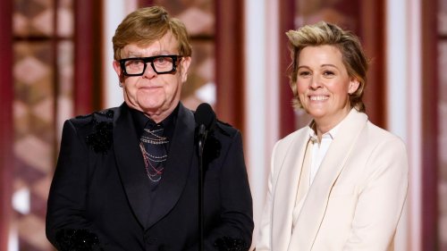 Elton John a beaucoup à dire sur Donald Trump, mais tente de rester « diplomate » pour une bonne raison