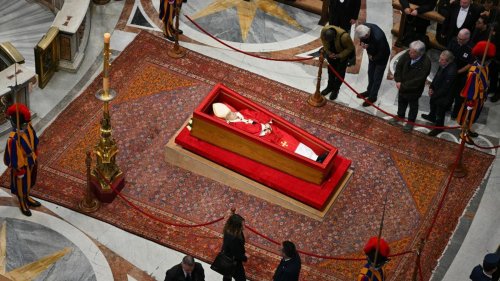 Aux obsèques du pape François, voir (ou ne pas voir) ces dirigeants internationaux n’a rien d’anodin