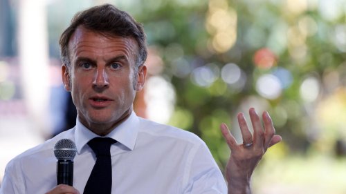Finalement Macron écourte sa tournée dans l’océan indien