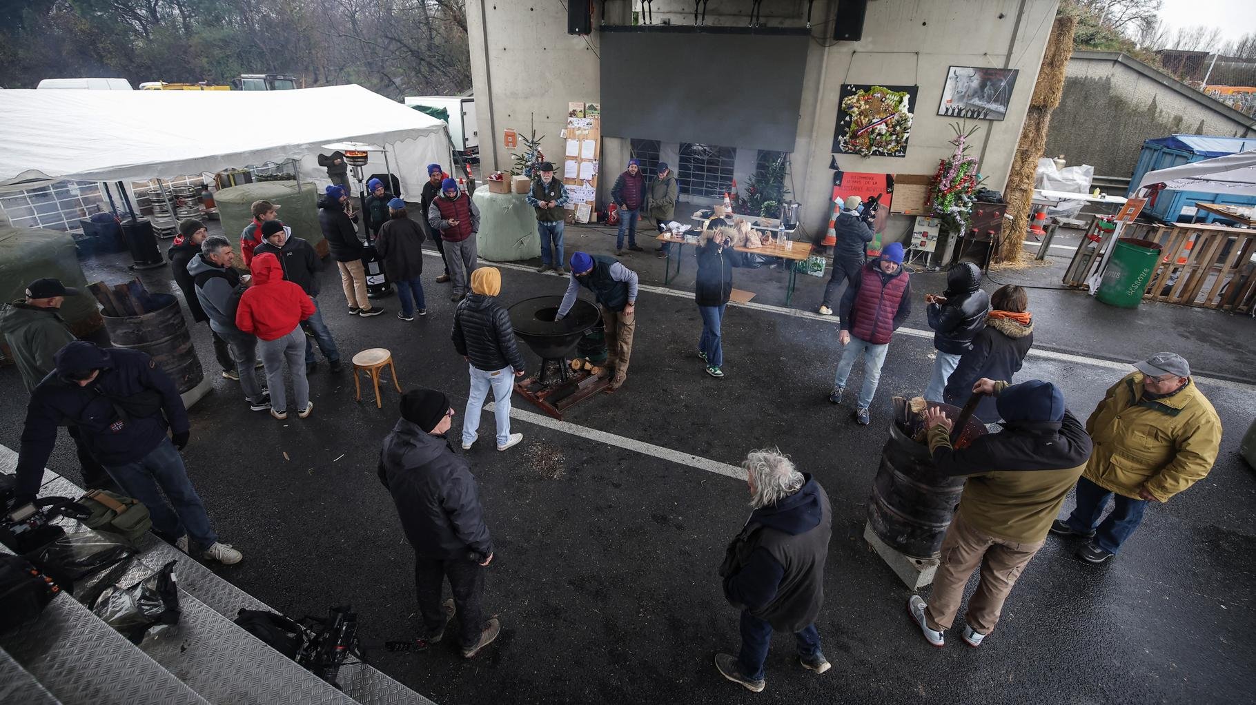 « Les Ultras de l’A64 » menés par Jérôme Bayle, à la pointe de la contestation contre la dermatose