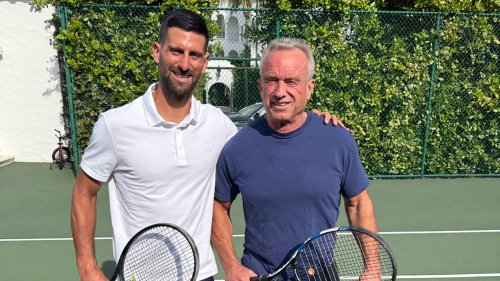 Novak Djokovic et ce ministre antivax de Donald Trump photographiés bras dessus, bras dessous