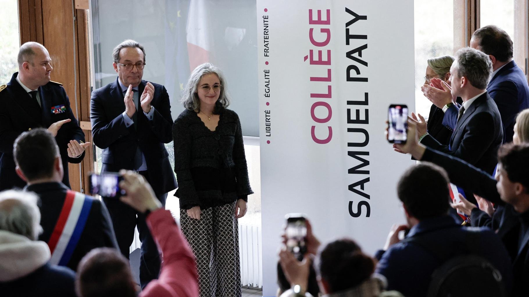 Le collège de Samuel Paty a officiellement pris son nom, quatre ans après son assassinat par un terroriste