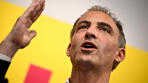 Raphaël Glucksmann demande aux Américains de rendre un cadeau vieux de près de 140 ans