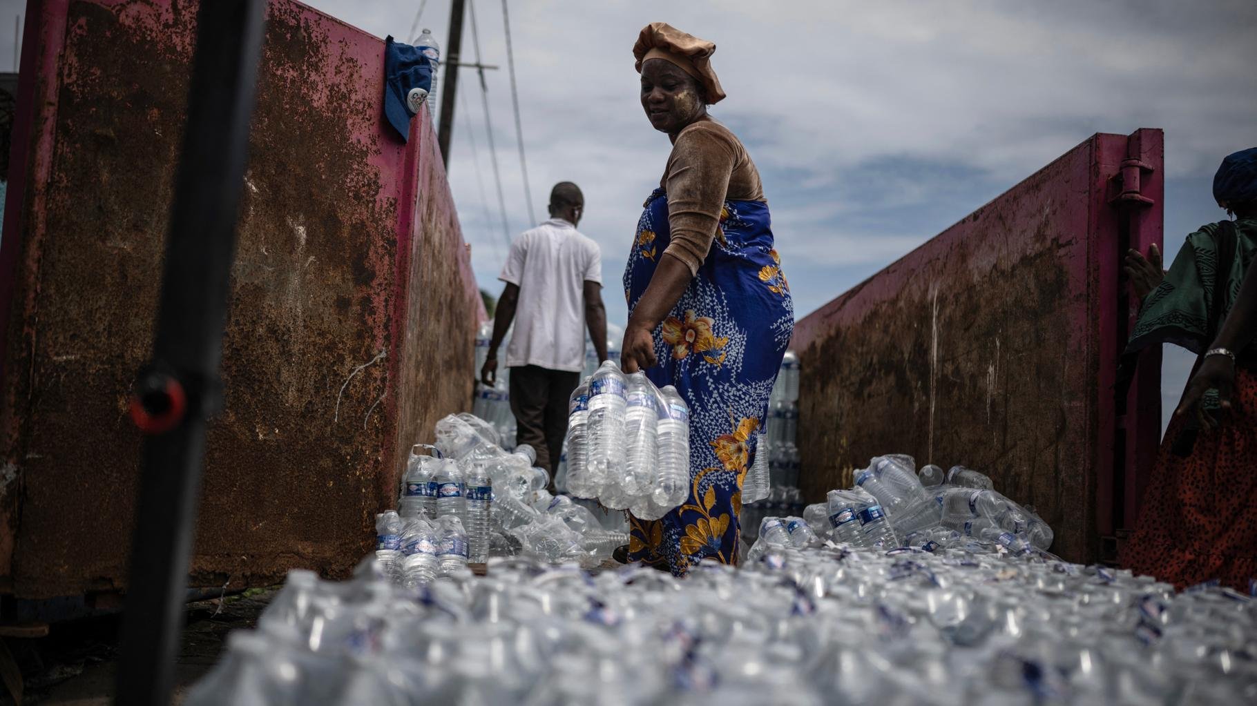Crise de l’eau à Mayotte : l’archipel est assoiffé après le cyclone Chido, comment sortir d’un problème interminable ?