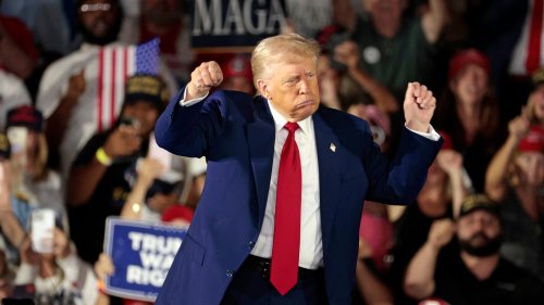 Donald Trump ironise sur un projet encore plus fou qu’un 3e mandat après la mort du pape François