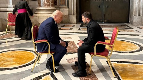 Le Vatican prêt à accueillir des discussions de paix entre la Russie et l’Ukraine, la réponse de Moscou attendue