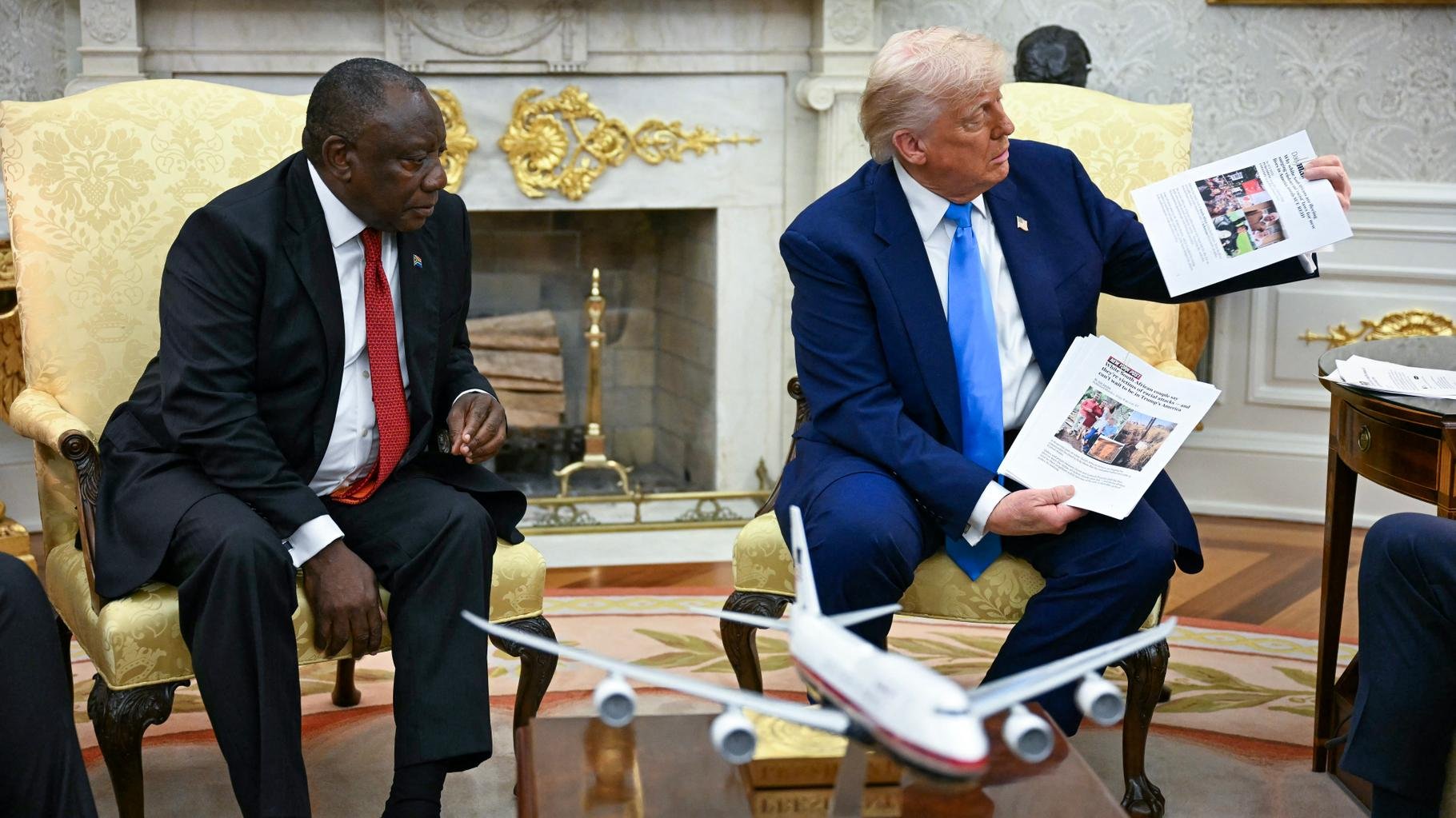 Pour prouver le « génocide » en Afrique du Sud, Trump diffuse une vidéo qui méduse le président Ramaphosa