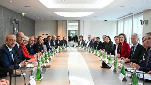 Le conclave sur les retraites voit un nouvel abandon, deux jours après les déclarations chocs de Bayrou