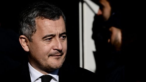 Gérald Darmanin confie son « envie » pour la présidentielle de 2027, mais dit être prêt à laisser sa place