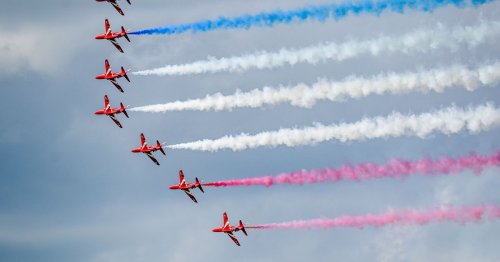 Red Arrows due at RAF Fairford today: timetable for three chances to see them