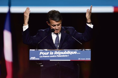 Au sommet « la France contre l’islamisme » Valls, Retailleau et les autres prêchent la haine des musulmans