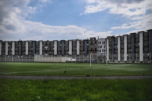 Fleury-Mérogis, comment la ville a appris à cohabiter avec la plus grande prison d’Europe