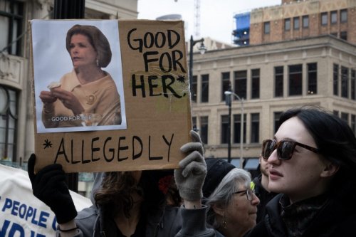 « Nous vous traquerons et vous poursuivrons en justice » : la juge Hannah Dugan, nouvelle victime de l’administration Trump
