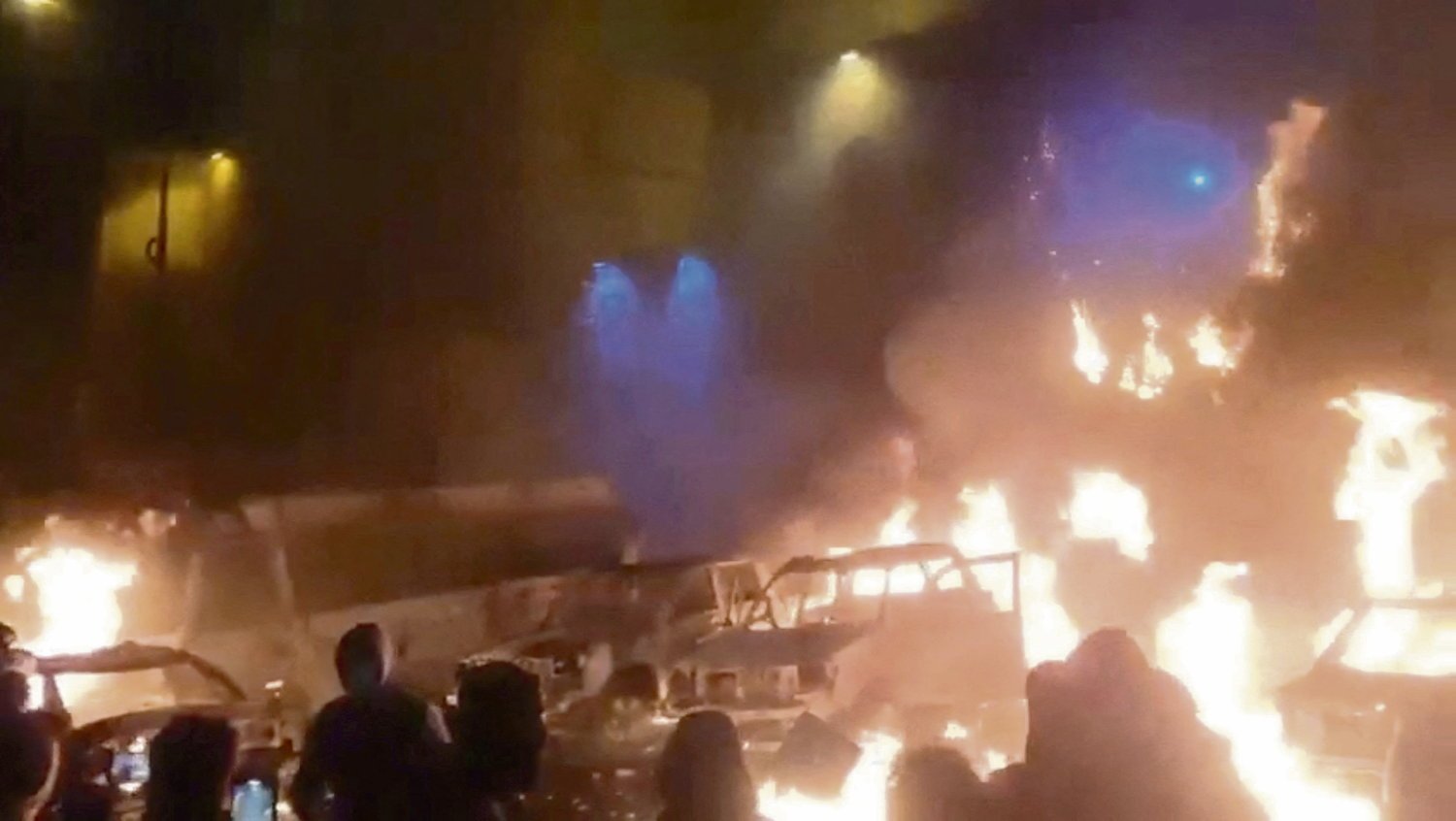 Près de 200 morts dans les manifestations en Iran, Donald Trump menace encore Cuba, les médecins et les agriculteurs dans la rue… Ce qu’il ne fallait pas manquer ce week-end