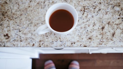 Tips for matching your kitchen countertops and cabinets 