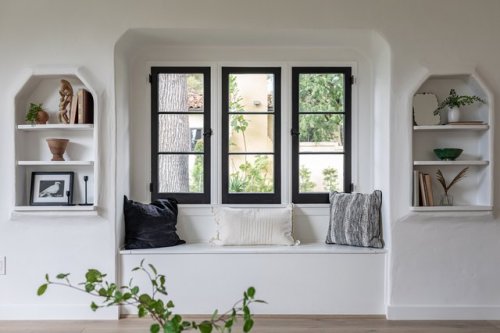 How to Paint Window Trim the Easy Way