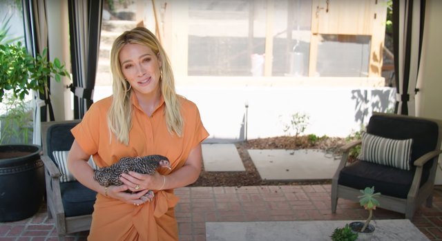 Hilary Duff's Home Features Some Swoon-Worthy Kitchen Tile